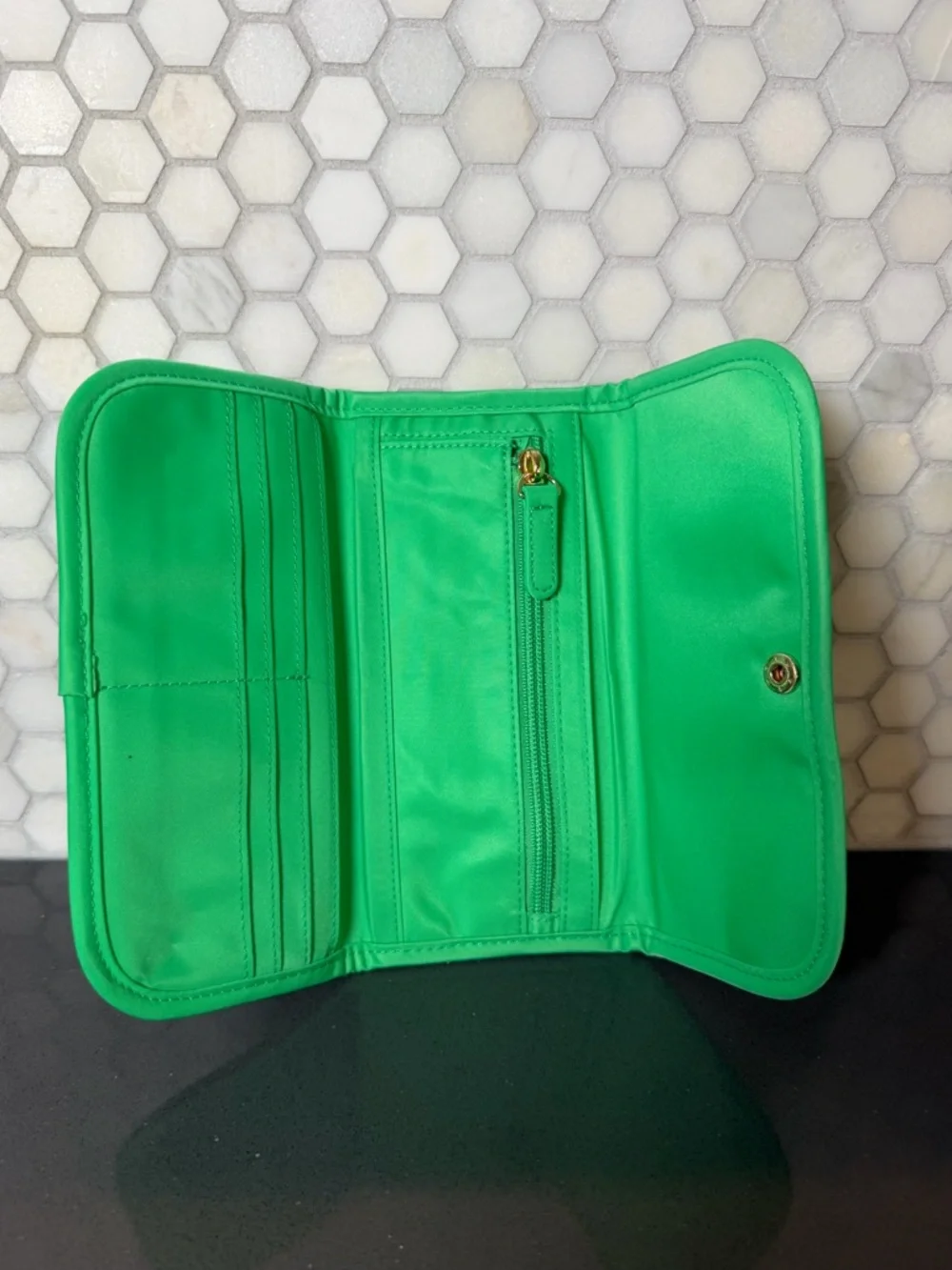 Stoney Clover‎ Lane Bright Neon Green Trifold Long Wallet EUC